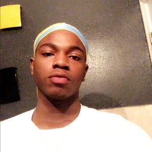 Meet your Posher, Christopher